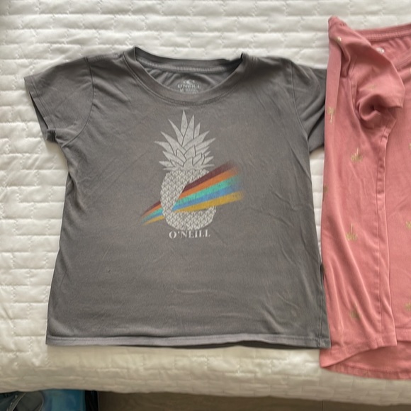 Girls T-shirts. 2 Old Navy and 1 O’Neill. Size M/8 - Picture 7 of 8
